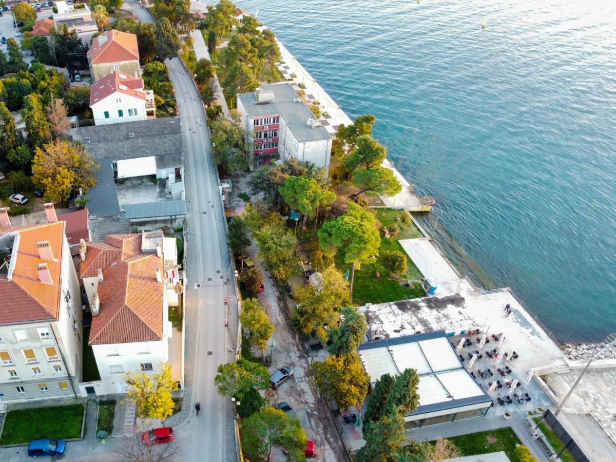 Apartments Palace Kolovare 扎达尔 外观 照片
